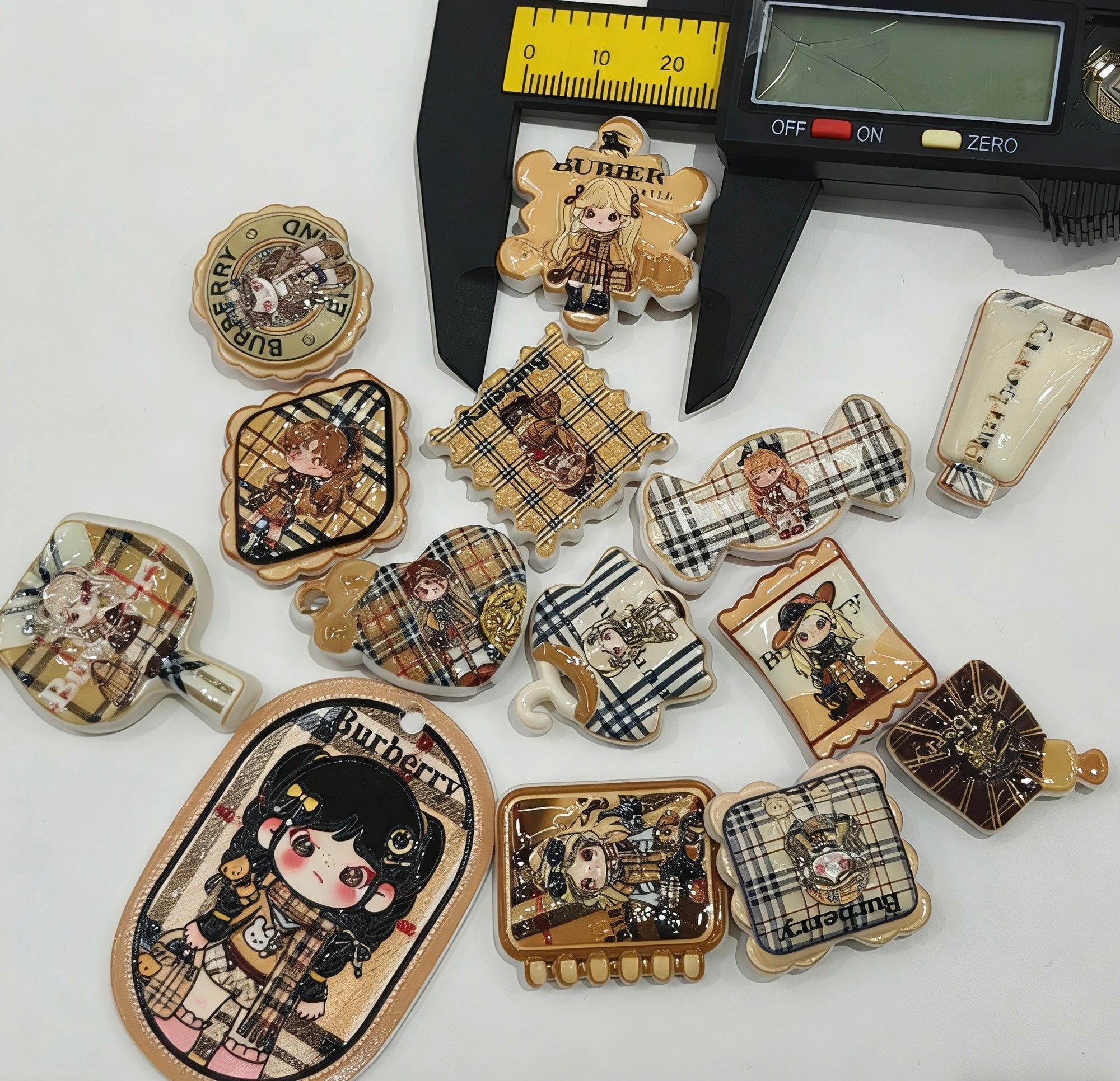 Accessoires décoratifs en acrylique – parfaits pour le DIY !